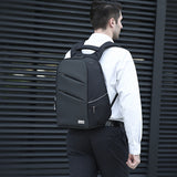 Mochila Business Travel Antirrobo con Cargador USB incluido